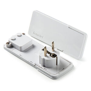 Clavija enchufe TT FAMATEL ref 1110 16A