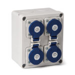 Caja estanca FAMATEL 4 tomas 2P+TT Lateral