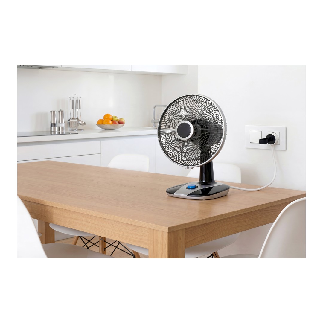 Clavija extraplana Simon 16A con sistema easy-pull