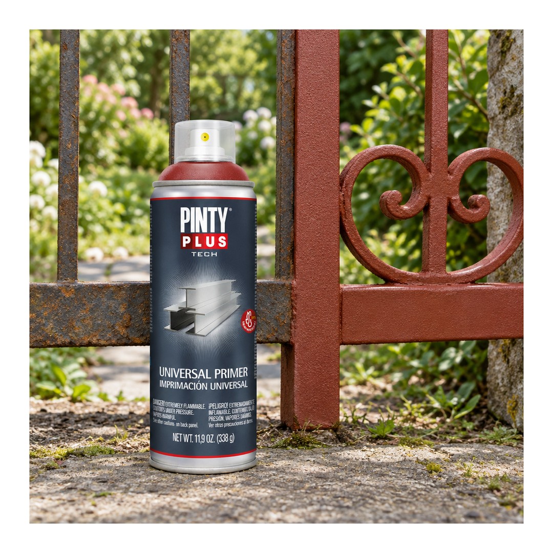 Imprimación universal en spray Pintyplus Tech I112 roja 520 cc